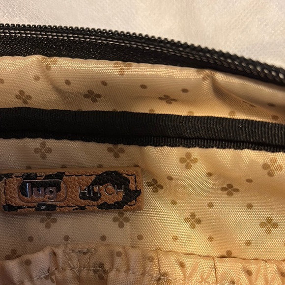 Lug Cheetah Pattern Waist Bag, no tags included but new never used! - Picture 6 of 8
